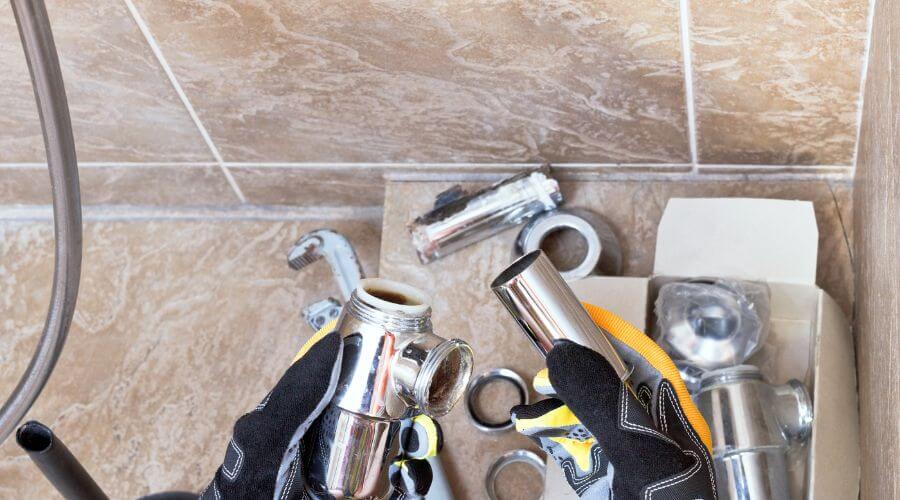 Professional gutter cleaning in Comstock, TX